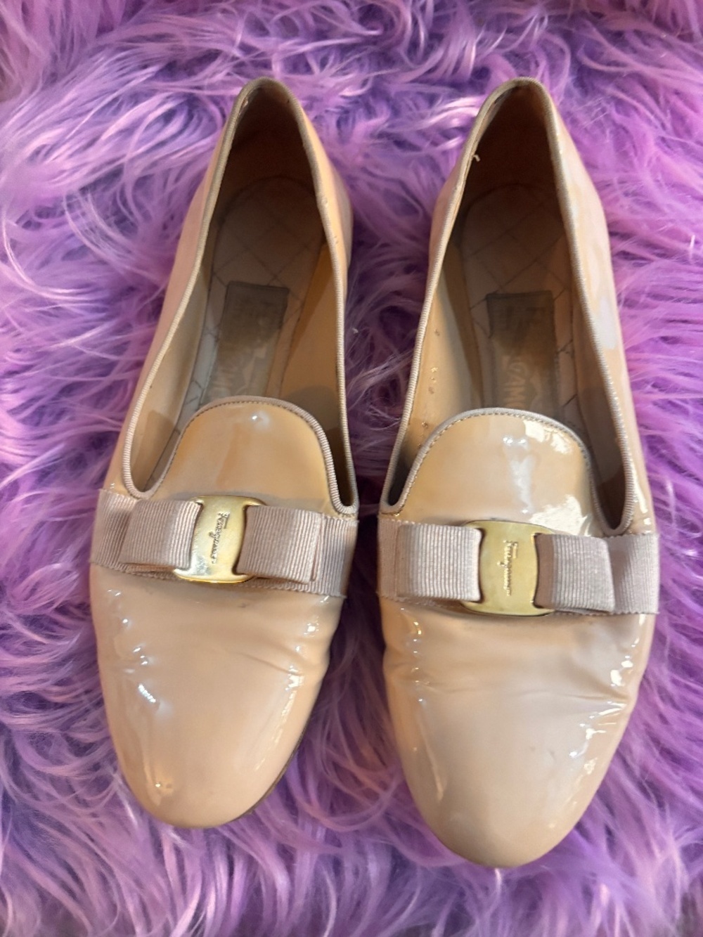 ICONIC ferragamo flats nude *accepting offers